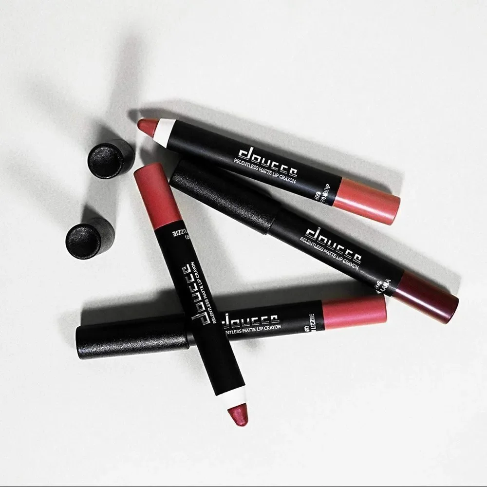✨2xHP✨Doucce Doucce Relentless Matte Lip Crayon✨